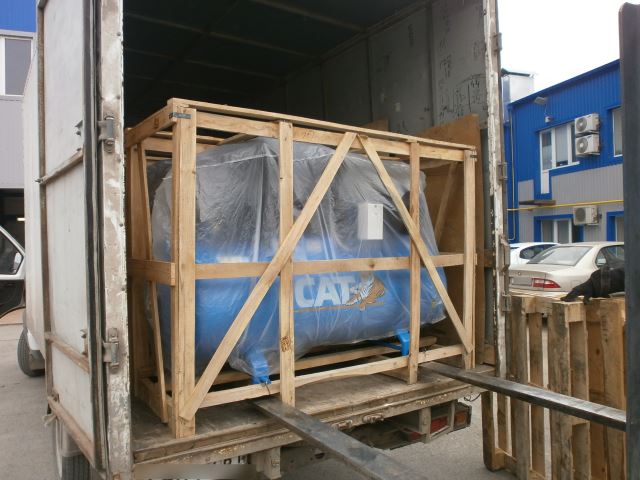 Поршневые маслозаполненные компрессоры CAT